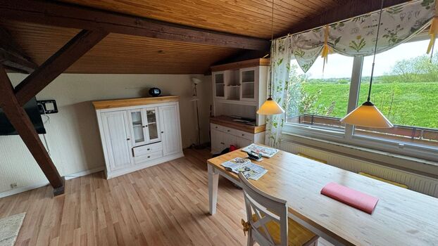 Gemütliche, offene 2-Raum-Wohnung, getrennte Betten, Parkpla Gemütliche, offene 2-Raum-Wohnung, getrennte Betten, Parkpla