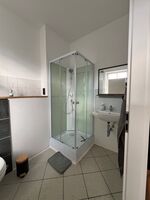 Wohnung sehr verkehrsgünstig Bild 6 Wohnung sehr verkehrsgünstig Bild 6
