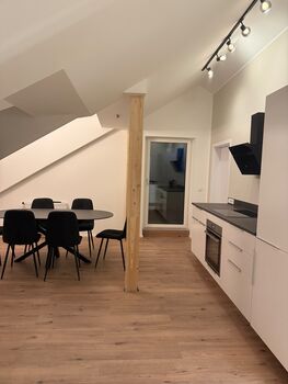 Monteurhaus Zoey, 4 Wohnungen mit Platz für bis zu 22P. Bild 1 Monteurhaus Zoey, 4 Wohnungen mit Platz für bis zu 22P. Bild 1