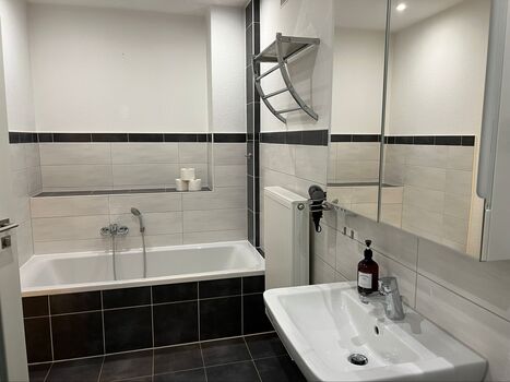 Ferienwohnung 80m² 3 Raum komplett ausgestattet Bild 2 Ferienwohnung 80m² 3 Raum komplett ausgestattet Bild 2
