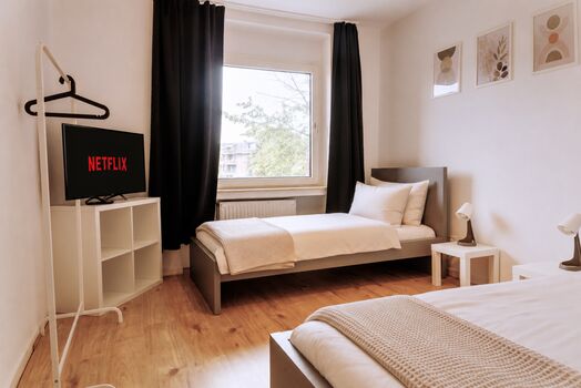 Workerslodge Krefeld Apartment für 6 Gäste mit Garage & Balkon Bild 3 Workerslodge Krefeld Apartment für 6 Gäste mit Garage & Balkon Bild 3