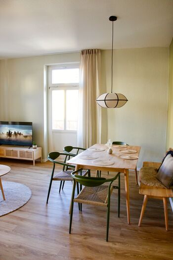 (SmartEssbereich und 50" Fernseher & Live TV) - Monteurzimmer Unterkunft Zimmer Dresden (SmartEssbereich und 50" Fernseher & Live TV) - Monteurzimmer Unterkunft Zimmer Dresden