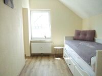 0,80x2,00m Bett, ausziehbar zu 1,60x2,00m Bett 0,80x2,00m Bett, ausziehbar zu 1,60x2,00m Bett
