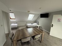Monteurwohnung Köln -WLAN, Parkplatz, Balkon bis 24 Personen Bild 1 Monteurwohnung Köln -WLAN, Parkplatz, Balkon bis 24 Personen Bild 1