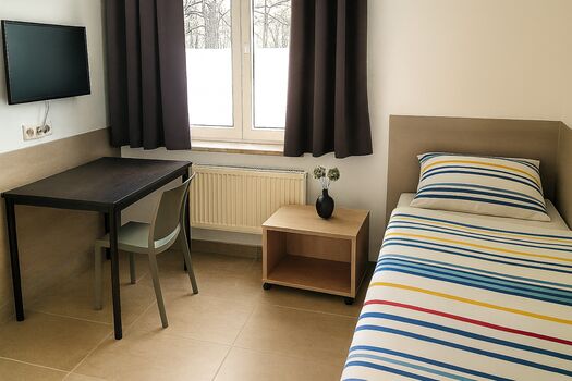 Monteurzimmer24-Leuna (direkt am Chemiepark) Monteurzimmer24-Leuna (direkt am Chemiepark)