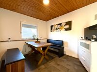 Relax24 Kranenburg-Wyler · 2 Apartments · bis 11 Personen Bild 16 Relax24 Kranenburg-Wyler · 2 Apartments · bis 11 Personen Bild 16