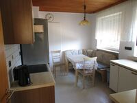 Großzügige Wohnung für bis zu 8 Personen nahe der Weinberge Bild 1 Großzügige Wohnung für bis zu 8 Personen nahe der Weinberge Bild 1