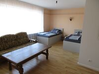 Großzügige Wohnung für bis zu 8 Personen nahe der Weinberge Bild 3 Großzügige Wohnung für bis zu 8 Personen nahe der Weinberge Bild 3