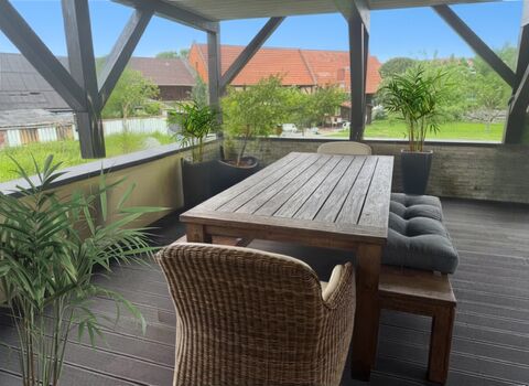 Balkon lädt zum Verweilen ein Balkon lädt zum Verweilen ein