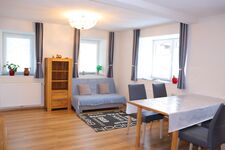 Wohnung am Bach - Wohn-Esszimmer Wohnung am Bach - Wohn-Esszimmer