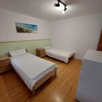 Schlafzimmer mit 2 Einzelbetten im OG Schlafzimmer mit 2 Einzelbetten im OG