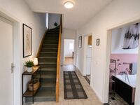 Ganzes Haus für Sie allein bis 10 Gäste 5 DZ Parkpl. Wlan, Grill, Garten Bild 9 Ganzes Haus für Sie allein bis 10 Gäste 5 DZ Parkpl. Wlan, Grill, Garten Bild 9