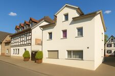 Voll ausgestattete Wohnung in verkehrsgünstiger Lage für 5 Bild 7 Voll ausgestattete Wohnung in verkehrsgünstiger Lage für 5 Bild 7