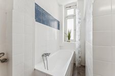 Bad mit Badewanne Bad mit Badewanne