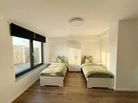 Neubau-Unterkunft mit 50+ Betten, voll ausgestattet Bild 4 Neubau-Unterkunft mit 50+ Betten, voll ausgestattet Bild 4