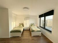 Neubau-Unterkunft mit 50+ Betten, voll ausgestattet Bild 3 Neubau-Unterkunft mit 50+ Betten, voll ausgestattet Bild 3
