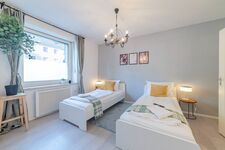 SpaceStays Monteurs Apartment for 6 Waschmaschine Küche ETC. Bild 1 SpaceStays Monteurs Apartment for 6 Waschmaschine Küche ETC. Bild 1