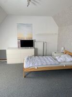 Einheit 1: Einzelzimmer Einheit 1: Einzelzimmer