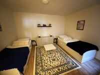 Schlafzimmer mit zwei Einzelbetten Schlafzimmer mit zwei Einzelbetten