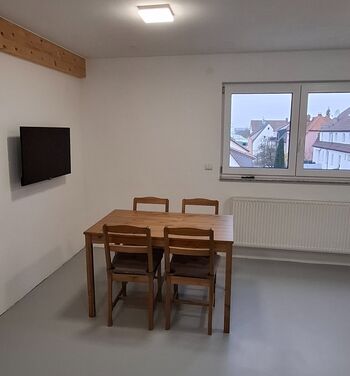 DG Rechte Wohnung Essbereich mit Tv DG Rechte Wohnung Essbereich mit Tv