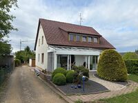 Komplett möblierte Einzel- und Doppelzimmer in Laichingen Zdjęcie 10 Komplett möblierte Einzel- und Doppelzimmer in Laichingen Zdjęcie 10