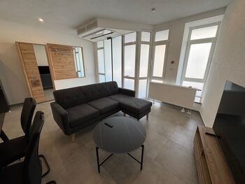 Kernsanierte Wohnung in Schwalbach für bis zu 6 Personen Obrázok 2 Kernsanierte Wohnung in Schwalbach für bis zu 6 Personen Obrázok 2