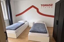 GK20 / TOMASZ-LIVING in ESCHWEILER - Mikrowelle u. Kaffeemaschine Bild 13 GK20 / TOMASZ-LIVING in ESCHWEILER - Mikrowelle u. Kaffeemaschine Bild 13