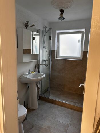 Wohnung Behringer, nahe Basel in ruhiger Wohngegend, Parkplatz am Haus. Bild 3 Wohnung Behringer, nahe Basel in ruhiger Wohngegend, Parkplatz am Haus. Bild 3