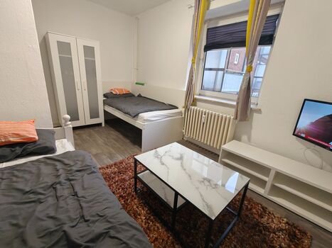 AKTUELL FREI Gemütliche 2 Zimmer Wohnung Bild 2 AKTUELL FREI Gemütliche 2 Zimmer Wohnung Bild 2