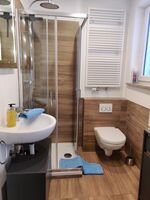 Seife, Handtücher, Toilettenpapier - alles da Seife, Handtücher, Toilettenpapier - alles da