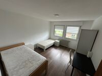 Roompalast bietet an in ruhiger Lage Bild 2 Roompalast bietet an in ruhiger Lage Bild 2