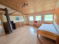 3. Schlafzimmer 1 Bett + 1 Beistellliege 3. Schlafzimmer 1 Bett + 1 Beistellliege