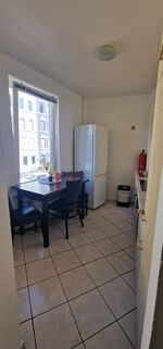 Zentral gelegen, gut ausgestattete Mitarbeiterunterkünfte. Bild 1 Zentral gelegen, gut ausgestattete Mitarbeiterunterkünfte. Bild 1