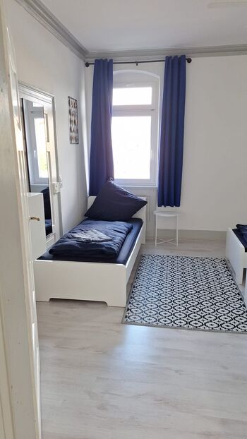 Haus mit 3 Monteurwohnungen in Reutlingen Zdjęcie 3 Haus mit 3 Monteurwohnungen in Reutlingen Zdjęcie 3