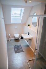 HOCHWERTIG EINGERICHTET | 2 ZIMMER | FREE PARKING - WiFi Bild 26 HOCHWERTIG EINGERICHTET | 2 ZIMMER | FREE PARKING - WiFi Bild 26