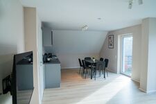 HOCHWERTIG EINGERICHTET | 2 ZIMMER | FREE PARKING - WiFi Bild 16 HOCHWERTIG EINGERICHTET | 2 ZIMMER | FREE PARKING - WiFi Bild 16