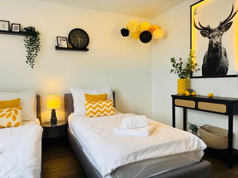 Black&Yellow Apartment Bielefeld Black&Yellow Apartment Bielefeld