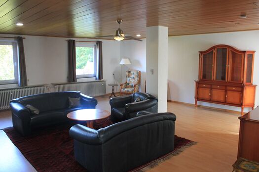 Ferienwohnung | Monteurwohnung | Möbliertes Wohnen auf Zeit Bild 4 Ferienwohnung | Monteurwohnung | Möbliertes Wohnen auf Zeit Bild 4