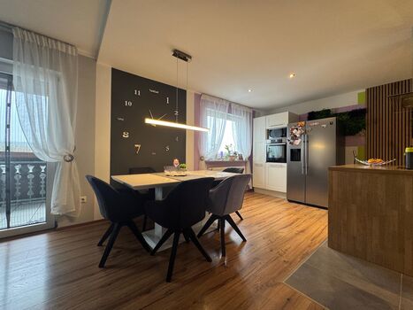 Große Monteurswohnung auf 2 Etagen mit 4 Schlafzimmern Obrázok 4 Große Monteurswohnung auf 2 Etagen mit 4 Schlafzimmern Obrázok 4