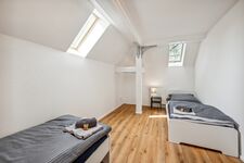 GÜNSTIGE Monteurwohnungen Metzingen 36 Betten WIFI SMART TV Bild 12 GÜNSTIGE Monteurwohnungen Metzingen 36 Betten WIFI SMART TV Bild 12