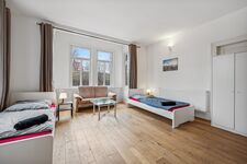 GÜNSTIGE Monteurwohnungen Metzingen 36 Betten WIFI SMART TV Bild 16 GÜNSTIGE Monteurwohnungen Metzingen 36 Betten WIFI SMART TV Bild 16