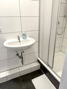 Frisch renoviertes Apartmenthaus im Herzen Neumünster Picture 5 Frisch renoviertes Apartmenthaus im Herzen Neumünster Picture 5