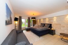 1 von 6 Schlafzimmern Haus 37 1 von 6 Schlafzimmern Haus 37