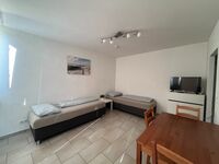 Monteurzimmer Köln | 27 Apartments | Hofparkplatz 3m hoch | Küche | WLAN Obrázok 8 Monteurzimmer Köln | 27 Apartments | Hofparkplatz 3m hoch | Küche | WLAN Obrázok 8