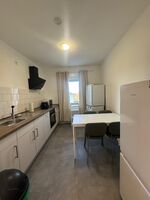 Moderne Unterkunft für Monteure mit Balkon und voll ausgestatteter Küche Bild 2 Moderne Unterkunft für Monteure mit Balkon und voll ausgestatteter Küche Bild 2