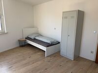 Mitarbeiterwohnung Nürtingen – 5 Zimmer, 9 Betten Bild 7 Mitarbeiterwohnung Nürtingen – 5 Zimmer, 9 Betten Bild 7