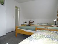 Whg. OG | Schlafzimmer mit 3 Einzelbetten Whg. OG | Schlafzimmer mit 3 Einzelbetten