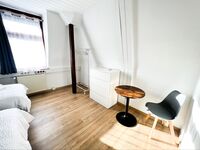 Krefeld House Deluxe Apartment - 15min to DUS & FREE Parking Bild 21 Krefeld House Deluxe Apartment - 15min to DUS & FREE Parking Bild 21