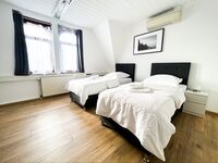 Krefeld House Deluxe Apartment - 15min to DUS & FREE Parking Bild 16 Krefeld House Deluxe Apartment - 15min to DUS & FREE Parking Bild 16