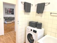 Balkon und Parkplätze | 3-12 Personen | Einzelzimmer möglich Bild 7 Balkon und Parkplätze | 3-12 Personen | Einzelzimmer möglich Bild 7